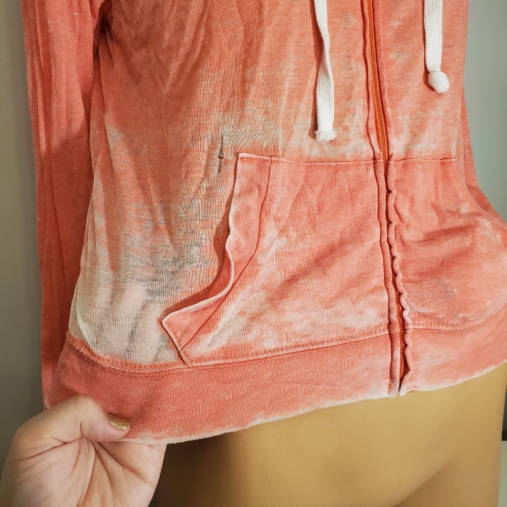 Adam Levine Distressed Hoodie - Picture 6 of 7